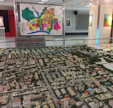 中投顾问考察团完成南宁高新区考察工作 双方签署合作协议